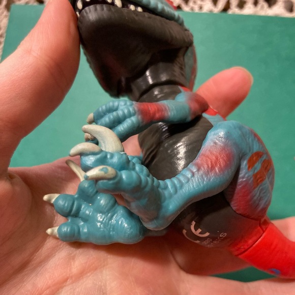 Fingerling Dinosaur Toy Figure - Buy 1, Get 2 FREE - Picture 2 of 7